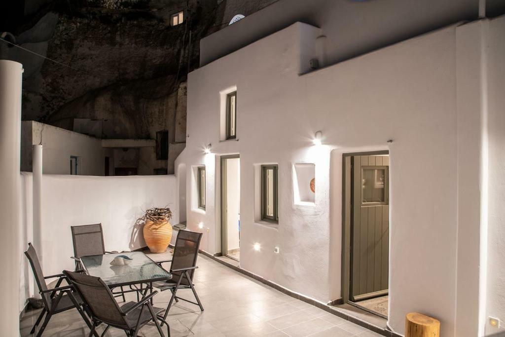 Astrea Suites Feggaropetra Cave House Fira  Luaran gambar